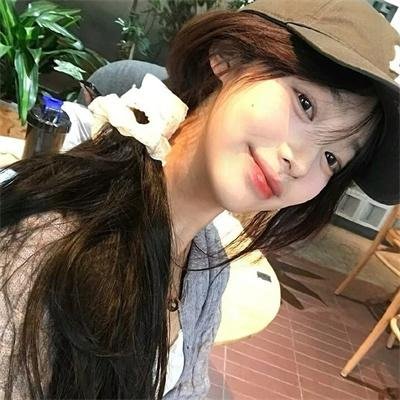 佳丽村三姊妹